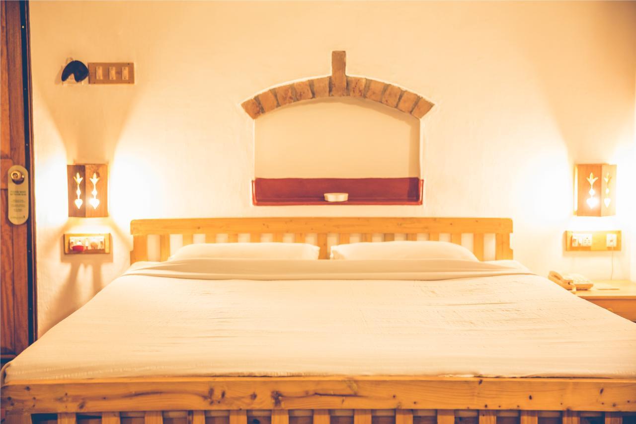 Wildernest Bed & Breakfast Thekkady Bagian luar foto